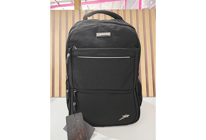 MOCHILA ORIGINAL GOLDEN STAR PARA CABALLERO O JUVENIL MOD# DF-9322