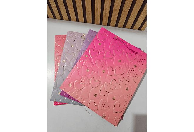 BOLSA PARA REGALO  DISEÑO CORAZÓN 💝🎁