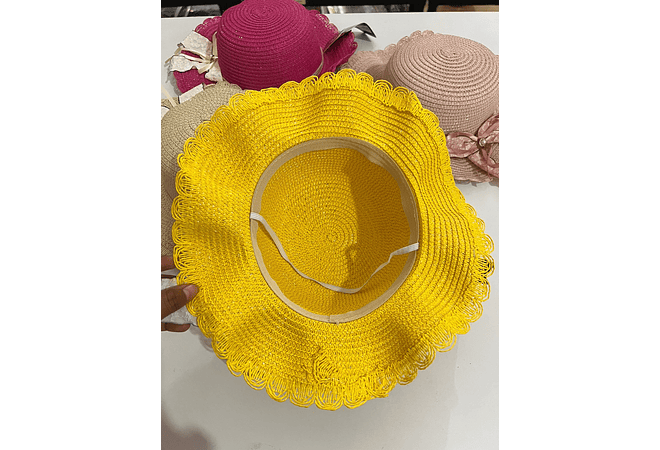 👒 SOMBRERO NIÑAS CON MOÑO FLORES Y 1 PERLITA COLORES AL AZAR MOD# YC-HAT12183