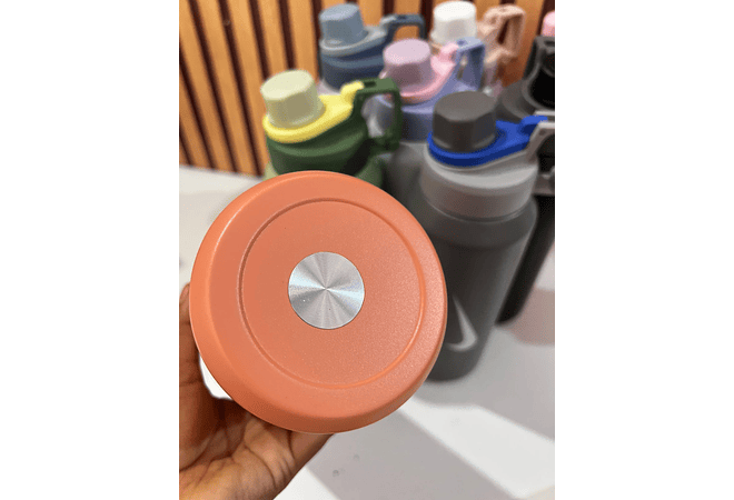 TERMO CON AGARRADERA NIKE DE 1200ML  🥤