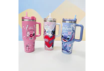 VASO TERMICO CON AGQRRADERA DISEÑO STITCH DE 1.250ML