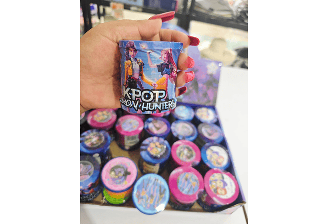 RESORTE ESPIRAL K-POP DEMON HUNTERS (FIGURA SORPRESA) MOD# KPS24