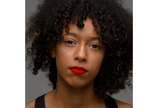 💋MORE SCARLET LABIAL SENSATIONAL ULTIMATTE SLIM LIPSTICK DE MAYBELLINE NEW YORK MOD# 50Z200