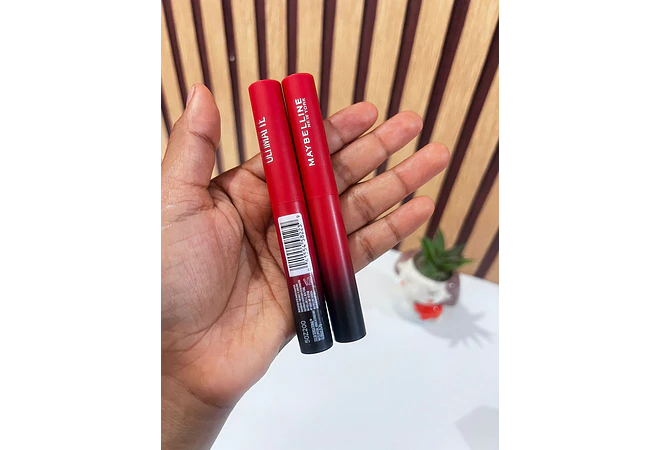 💋MORE SCARLET LABIAL SENSATIONAL ULTIMATTE SLIM LIPSTICK DE MAYBELLINE NEW YORK MOD# 50Z200