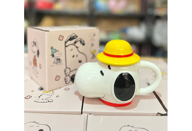 TAZA DE CERÁMICA DISEÑO SNOOPY DE 550ML