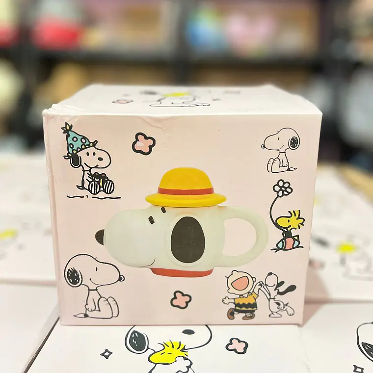 TAZA DE CERÁMICA DISEÑO SNOOPY DE 550ML 6