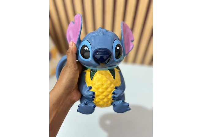 TAZA DISEÑO STITCH CON UNA PIÑA DE 500ML MOD# 25-tcb-130 🍍