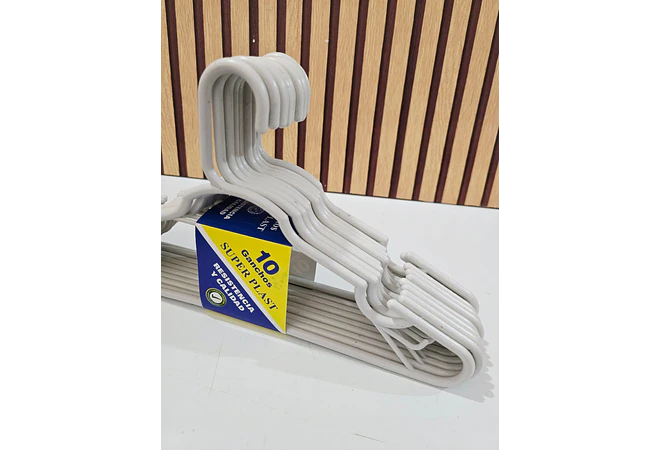 PAQ DE 10 GANCHOS DE COLORES PARA ROPA/ADULTO- COPIAR