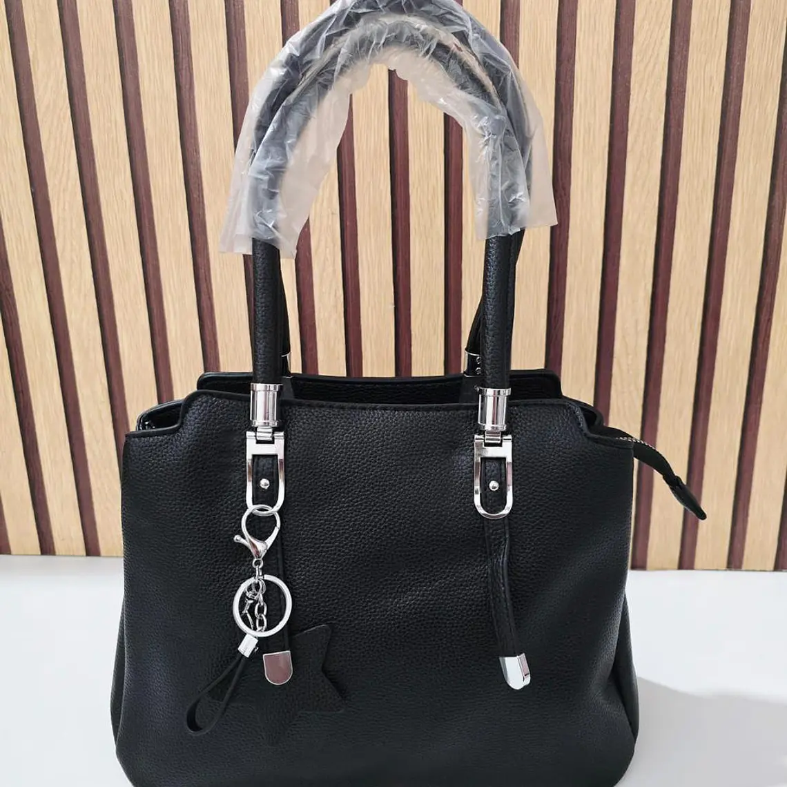 BOLSO DE MANO PARA DAMA CON COLGANTE ESTRELLA MOD# YGX-51  ⭐ 👜 6