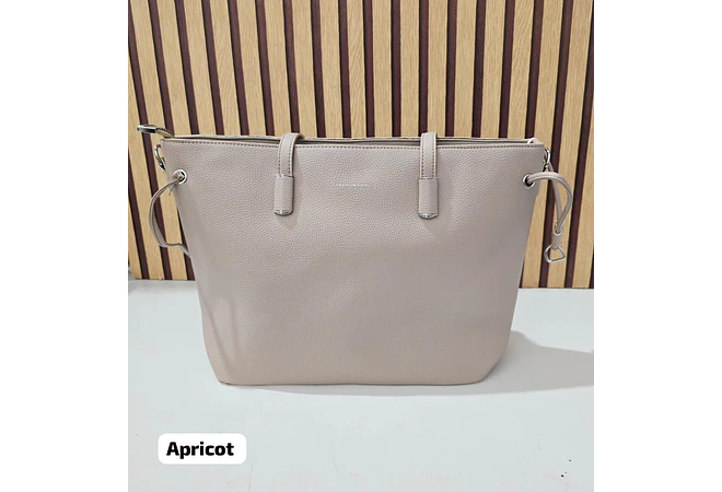 BOLSO GRANDE CON COLGANTE DE HOJA  MOD# XL-524