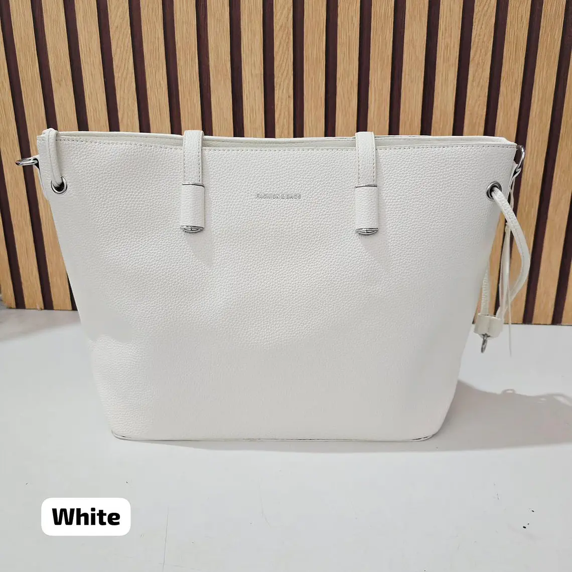 BOLSO GRANDE CON COLGANTE DE HOJA  MOD# XL-524 8