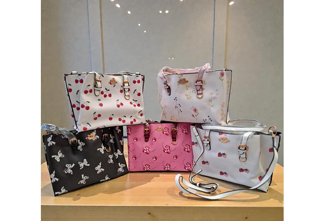 🍓🍒🌸 BOLSA DE MANO COACH TEMÁTICA FLORES / FRUTAS (INCLUYE COLGANTE) MOD #C666  🌸🍒🍓