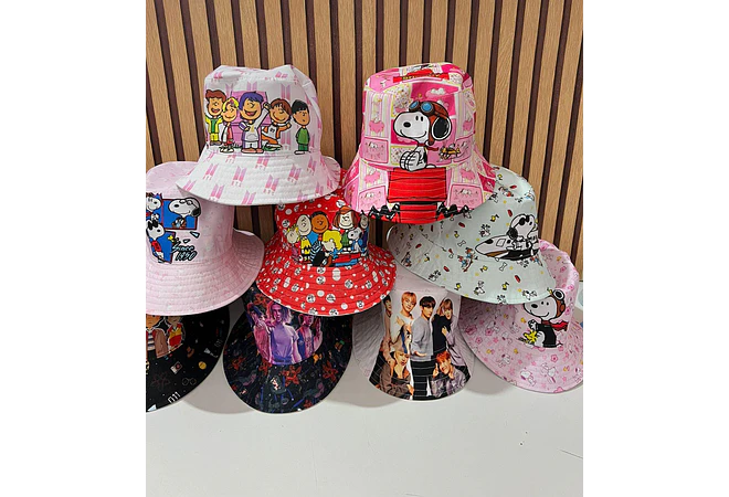 SOMBRERO PARA ADULTO VARIOS PERSONAJES