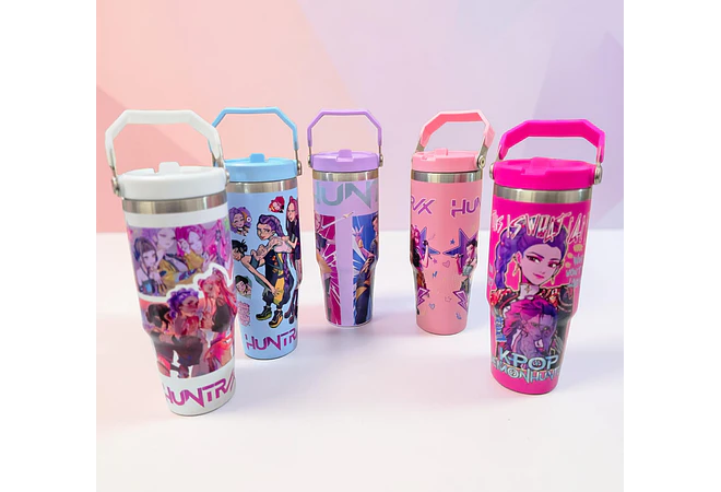 VASO TÉRMICO CON ASA  DISEÑO GUERRERAS KPOP DE 800ML MOD# VFT30
