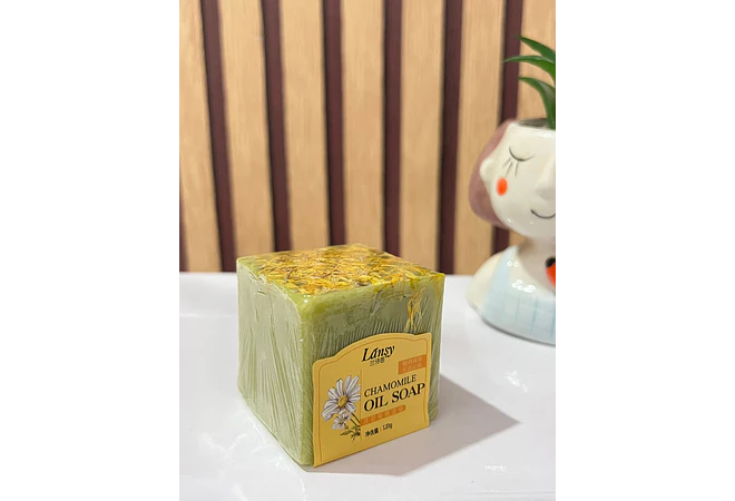 JABÓN ARTESANAL DE ACEITES ESCENCIALES  🧼