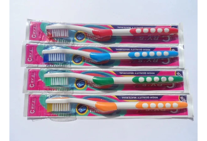 DOCENA DE CEPILLOS DENTAL AL AZAR 🦷🪥