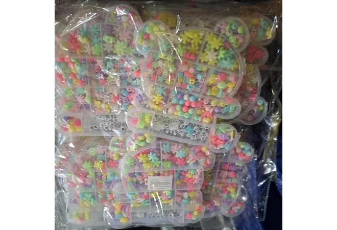 CAJITA CON ACCESORIOS CUENTITAS PARA CREAR PULSERAS MOD# X-9/ X-8/X-13