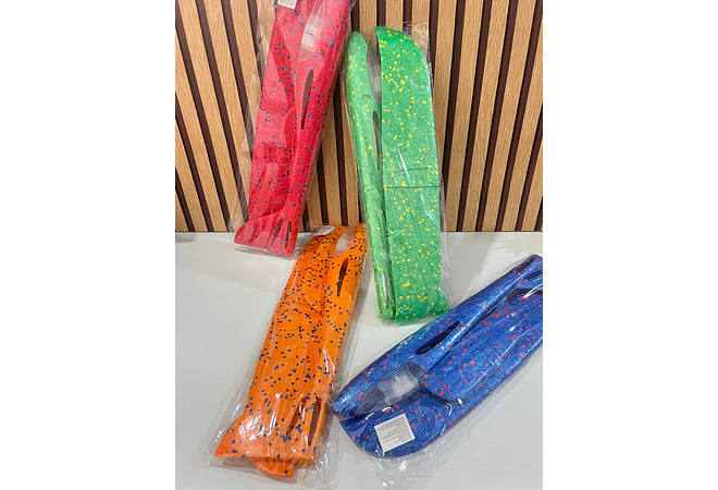 AVIÓN PLANEADOR DE UNICEL CON LUZ LED  MOD# ST-027B(AL AZAR)  🛩️