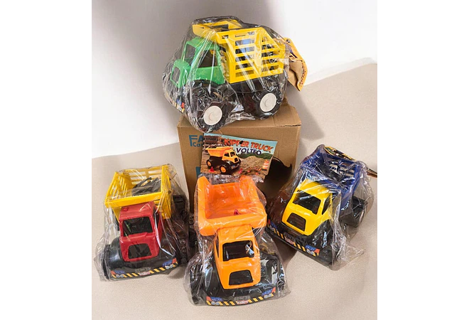 VOLTEO O CAMIÓN DE REDILAS EN BOLSA BRONCO Y KIPER #FR3-D15 (AL AZAR)  🚒