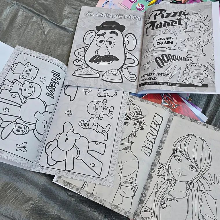 PAQ DE 3 LIBROS PARA COLOREAR VARIOS PERSONAJES DE NIÑA Y NIÑO(AL AZAR)🖍️ 3