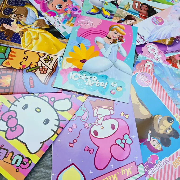 PAQ DE 3 LIBROS PARA COLOREAR VARIOS PERSONAJES DE NIÑA Y NIÑO(AL AZAR)🖍️ 4