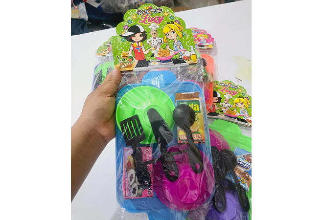 SET DE CHAROLA CON TAZA Y PLATO LUCY MOD#19