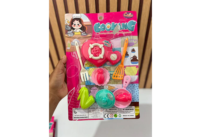 SET DE COCINITA PARA NIÑAS MOD# HP1210604