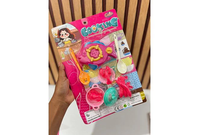 SET DE COCINITA PARA NIÑAS MOD# HP1210604