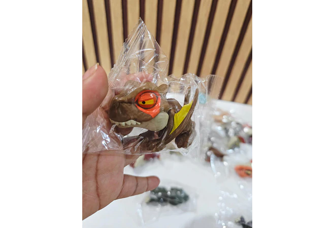 🦕JUGUETE DINOSAURIO (MORDELON) AL AZAR  🦖