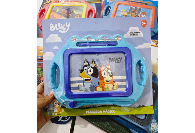 PIZARRON BORRABLE PERSONAJES MOD# B1592405