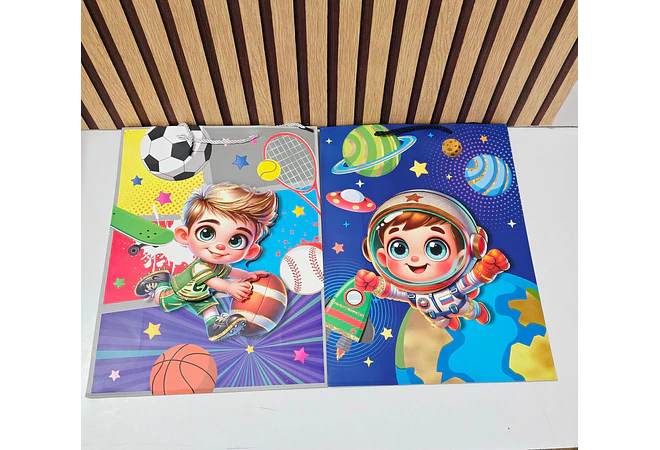 BOLSA GRANDE PARA REGALO NIÑO (AL AZAR) MOD# LPD-3964C