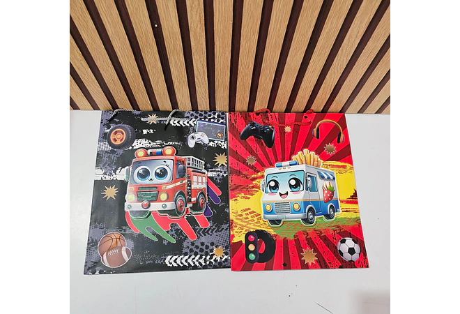 BOLSA MEDIANA PARA NIÑO (AL AZAR) MOD# LPD-3720B