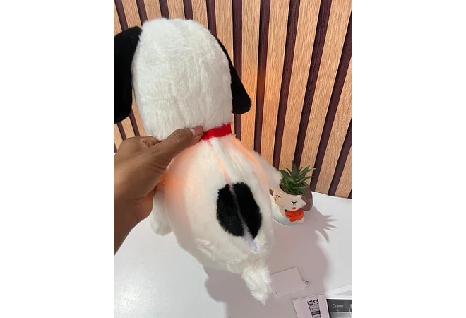 SNOPPY QUE RESPIRA CON LUZ Y SONIDO