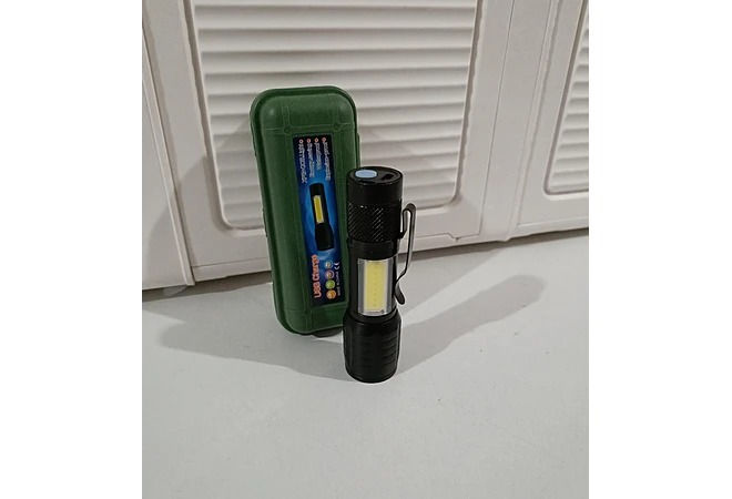 MINI LÁMPARA NEGRA PEQUEÑA MOD# YL371-11