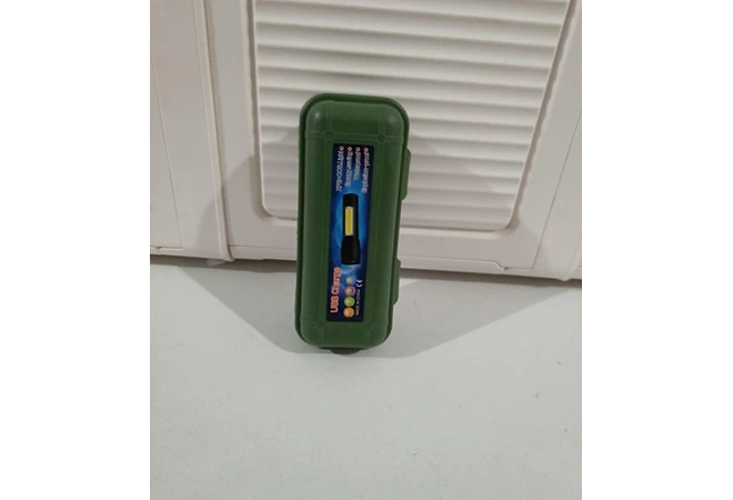 MINI LÁMPARA NEGRA PEQUEÑA MOD# YL371-11