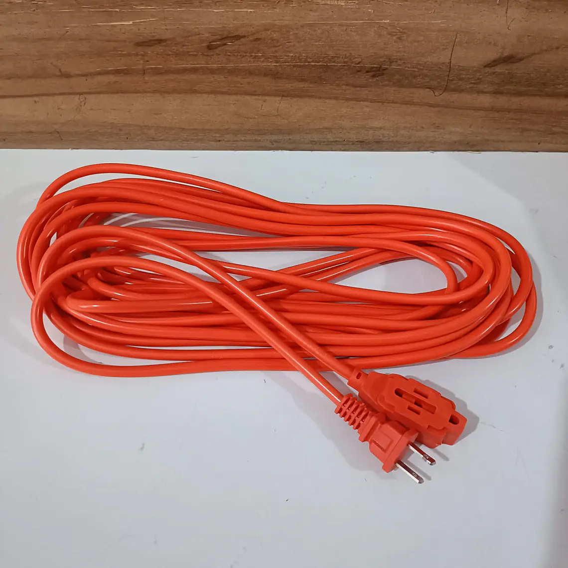 EXTENSIÓN USO RUDO COLOR NARANJA DE 10MTS MOD# YCY-10M 2