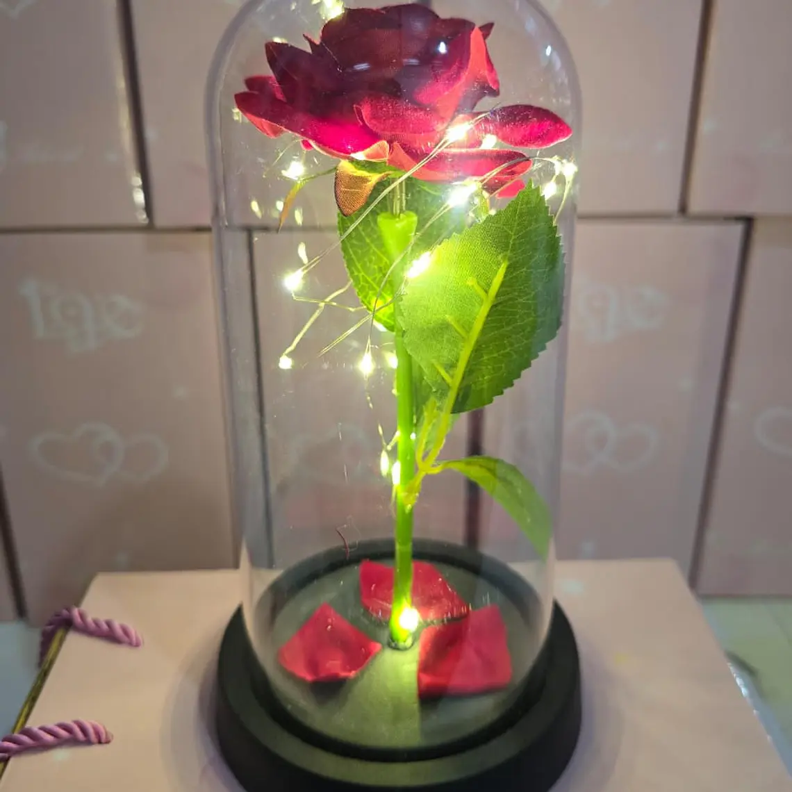 CUPULA DE PLÁSTICO/ROSA ETERNA CON LUZ LED MOD# 7001 🌹 2
