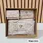 SET DE MONEDERO + TARJETERO + CARTERITA IMITACIÓN COACH MOD# COS-1508 - Miniatura 3