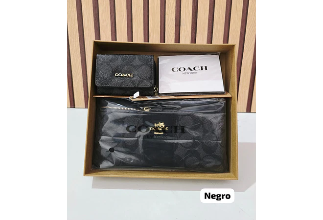 SET DE MONEDERO + TARJETERO + CARTERITA IMITACIÓN COACH MOD# COS-1508