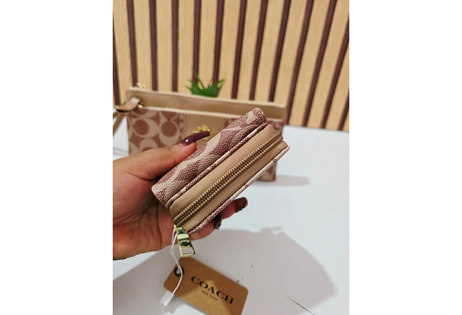 SET DE MONEDERO + TARJETERO + CARTERITA IMITACIÓN COACH MOD# COS-1508