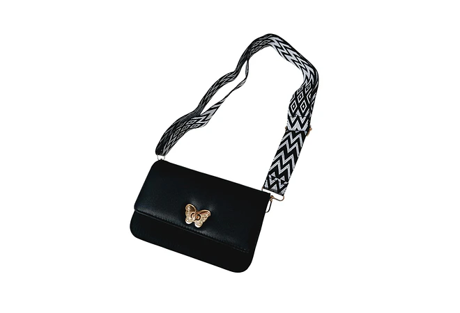 BOLSITA CASUAL CON BROCHE MARIPOSA MOD# HR-K2754  🦋✨