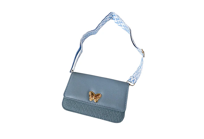 BOLSITA CASUAL CON BROCHE MARIPOSA MOD# HR-K2754  🦋✨