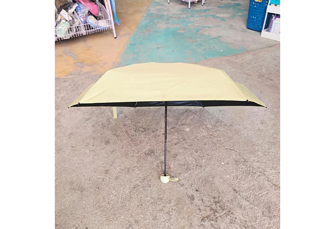 SO﻿MBRILLA DE BOLSILLO OVALADITA MOD# 209  ☂️