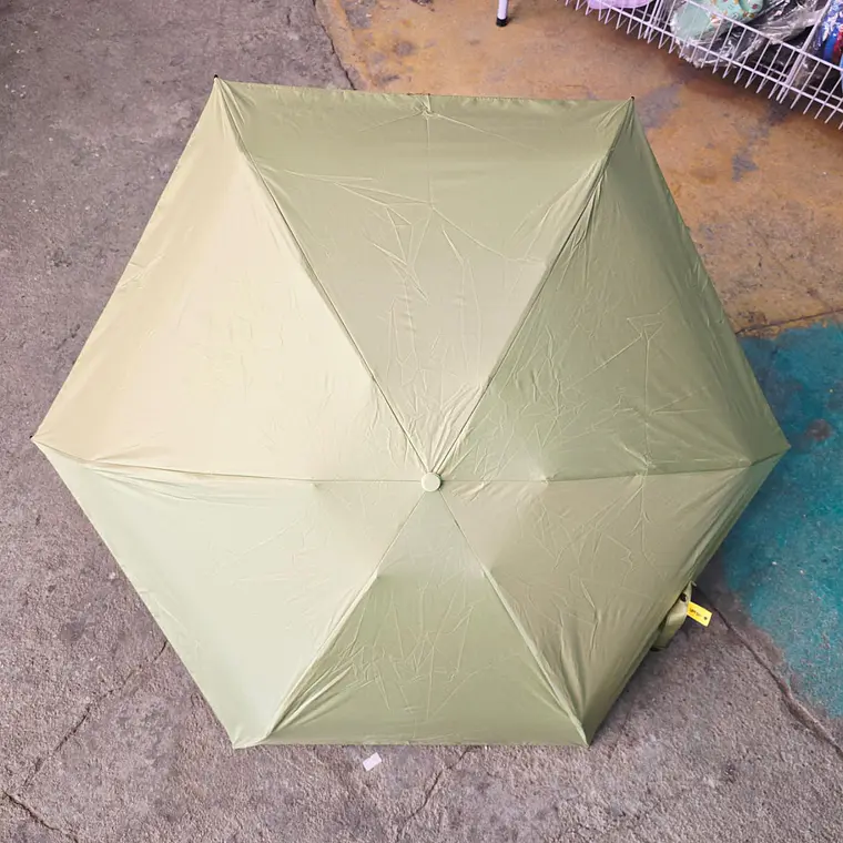 SO﻿MBRILLA DE BOLSILLO OVALADITA MOD# 209  ☂️ 14