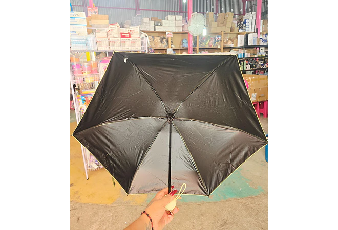 SO﻿MBRILLA DE BOLSILLO OVALADITA MOD# 209  ☂️