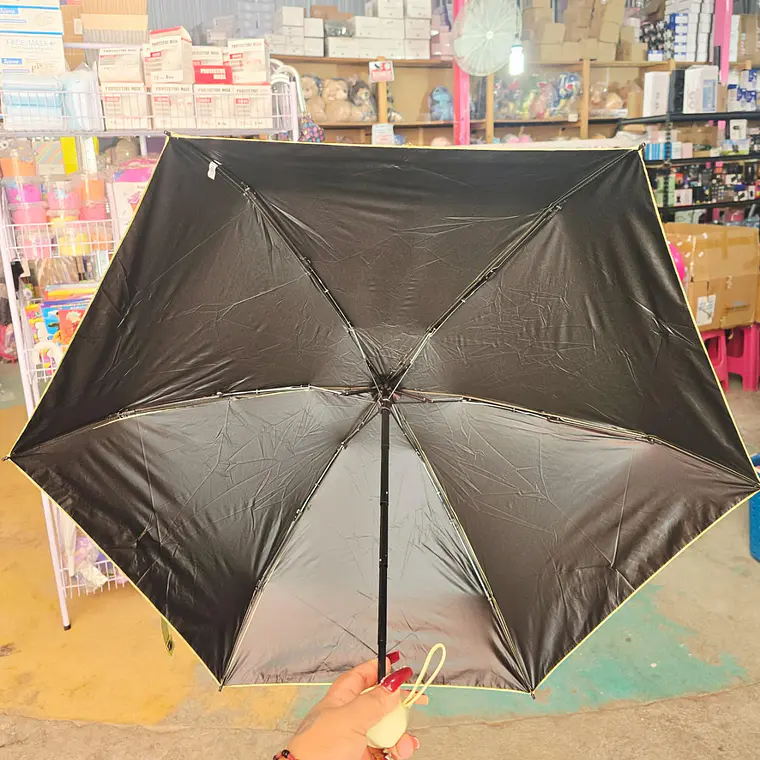 SO﻿MBRILLA DE BOLSILLO OVALADITA MOD# 209  ☂️ 15