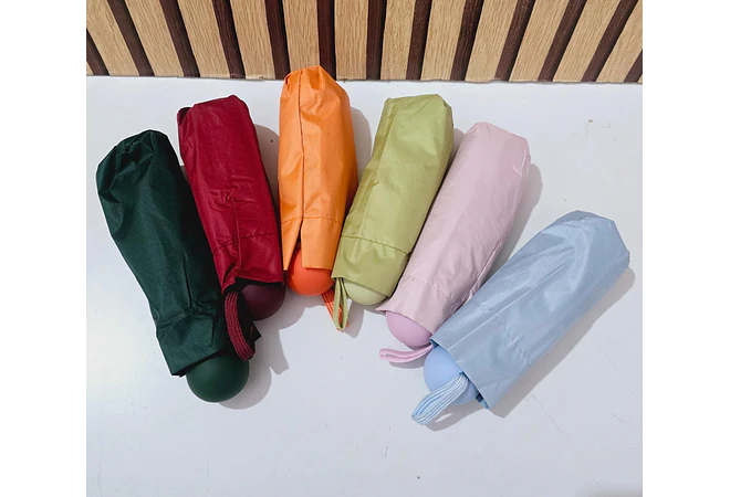 SO﻿MBRILLA DE BOLSILLO OVALADITA MOD# 209  ☂️