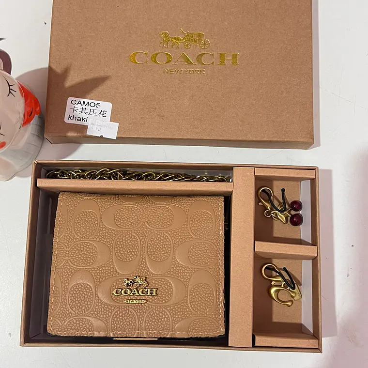 CARTERA PARA DAMA CON CADENITA (COACH) MOD# CAMO5  🍒 14