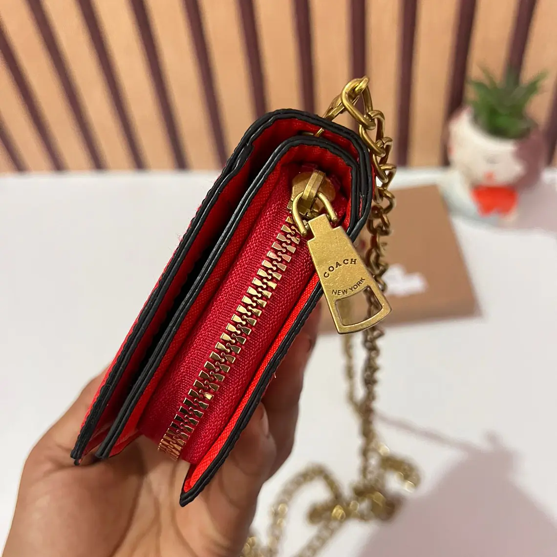 CARTERA PARA DAMA CON CADENITA (COACH) MOD# CAMO5  🍒 24