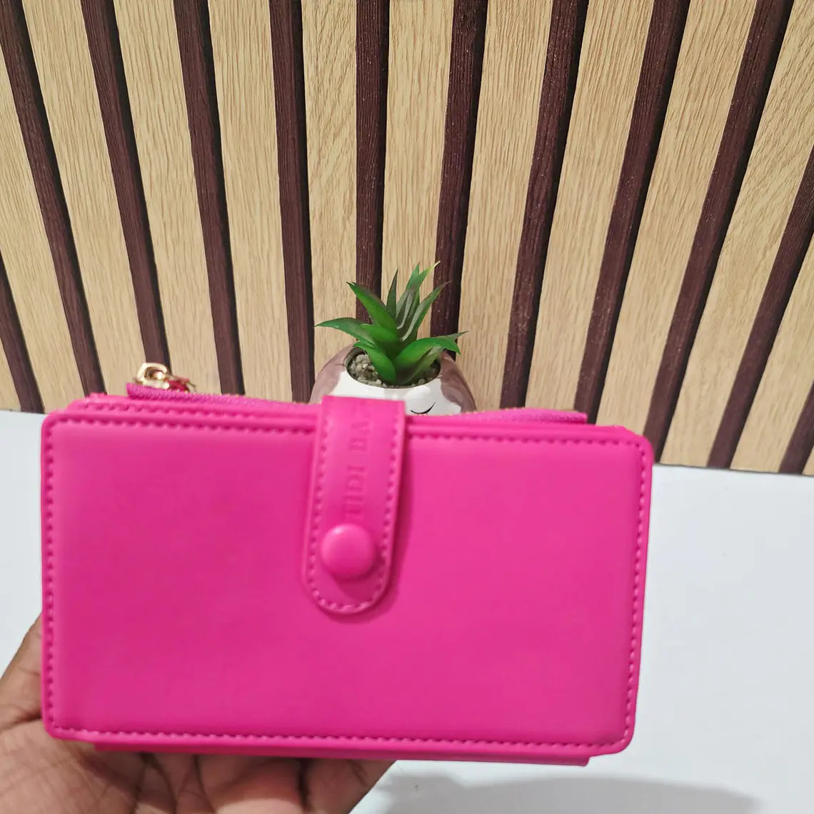 CARTERA/MONEDERO CON BROCHE  MOD# TD-420🌷👝 2